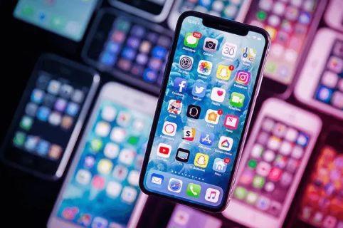 В России появились в продаже уже активированные iPhone В России появились в продаже уже активированные iPhone