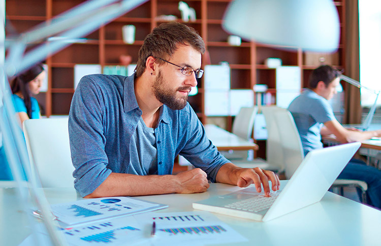 Как искать работу в условиях турбулентности (и обзор вакансий в ритейле) Как искать работу в условиях турбулентности (и обзор вакансий в ритейле)