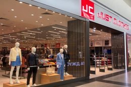 В московских МЕГАХ начали работу первые магазины JUST CLOTHES В московских МЕГАХ начали работу первые магазины JUST CLOTHES