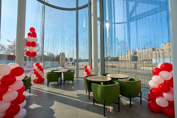 Главное за неделю: Владислав Бакальчук возглавил «М.Видео», ритейл заставят работать с покупателями в Max, количество магазинов у дома достигло пика Главное за неделю: Владислав Бакальчук возглавил «М.Видео», ритейл заставят работать с покупателями в Max, количество магазинов у дома достигло пика