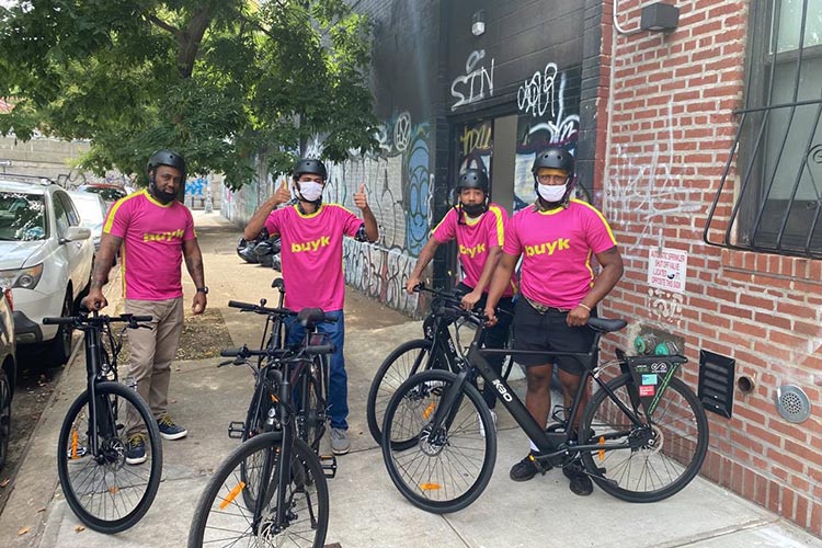 «Байки по зуму» и трудности перевода: история компании Buyk, запустившей фудтех-революцию в США «Байки по зуму» и трудности перевода: история компании Buyk, запустившей фудтех-революцию в США