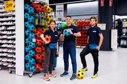 Дмитрий Страхов, CEO Desport: «Мы не хотим быть просто магазином» Дмитрий Страхов, CEO Desport: «Мы не хотим быть просто магазином»