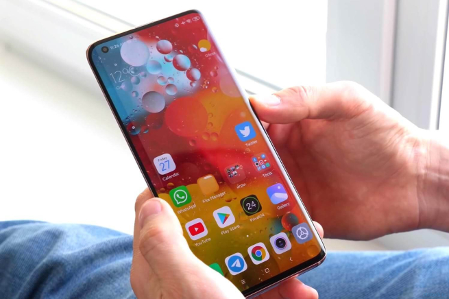 Доля покупок китайских мобильных телефонов в России зимой выросла до 55% Доля покупок китайских мобильных телефонов в России зимой выросла до 55%