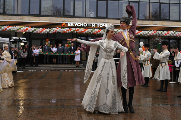 Главное за неделю: самые дорогие бренды России, открытие ТРЦ Avenue Sever, АШАН по-прежнему не собирается уходить из РФ Главное за неделю: самые дорогие бренды России, открытие ТРЦ Avenue Sever, АШАН по-прежнему не собирается уходить из РФ