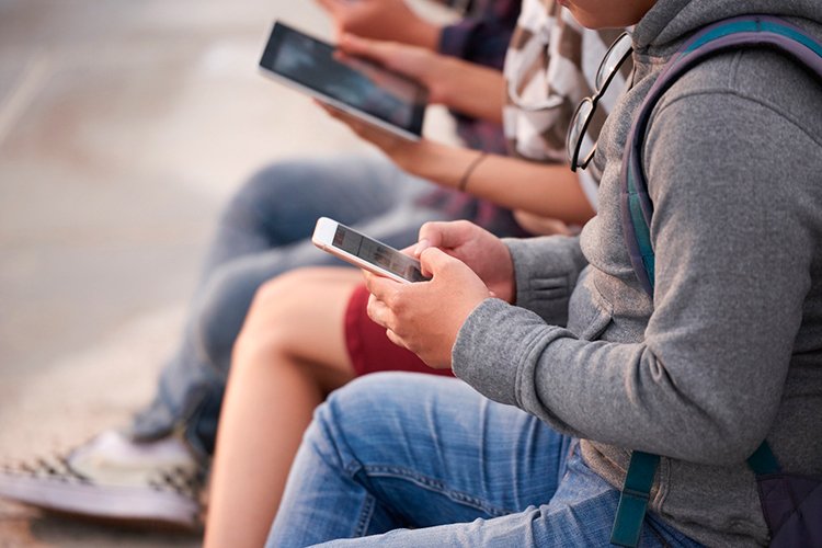 Медиа-диета современного человека: как изменилось потребление информации и что это значит для коммуникаторов Медиа-диета современного человека: как изменилось потребление информации и что это значит для коммуникаторов