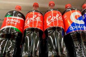 Coca-Cola сохранила лидерство по продажам газировок в России Coca-Cola сохранила лидерство по продажам газировок в России