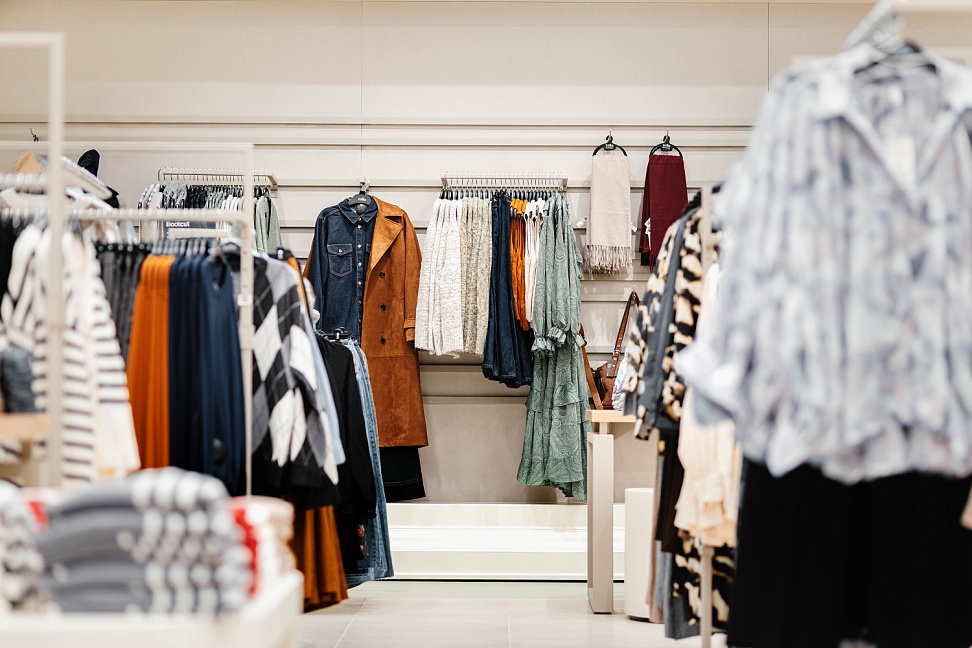 Бренд zolla открыл первый магазин в новом формате (ФОТО) - №4 Бренд zolla открыл первый магазин в новом формате (ФОТО) - №4